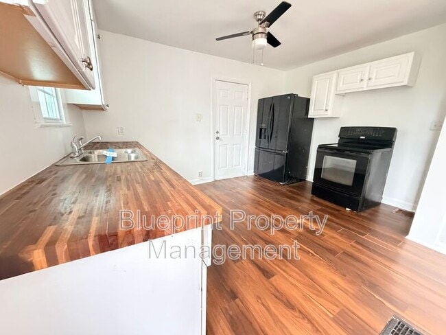 property at 1701 4th Terrace W