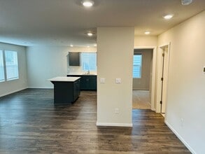 2108 NE 4th Ave in Battle Ground, WA - Building Photo - Building Photo