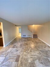 3125 Pinehurst Dr in Las Vegas, NV - Building Photo - Building Photo