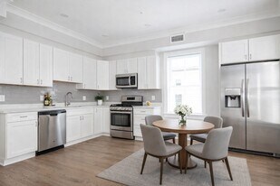 68 Day St, Unit 2 in Boston, MA - Building Photo