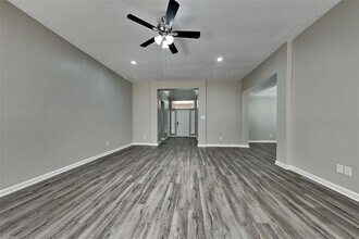 13703 Dempley Dr in Houston, TX - Building Photo - Building Photo