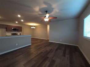 9740 Grosbeak Ln in Magnolia, TX - Building Photo - Building Photo