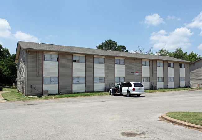 Corner Park in Memphis, TN - Building Photo - Building Photo