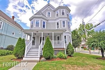 138 Winthrop St-Unit -Apt 2 in Medford, MA - Foto de edificio