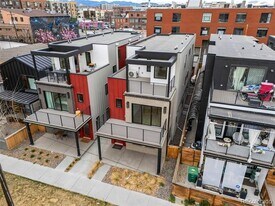 2453 Lawrence St in Denver, CO - Building Photo