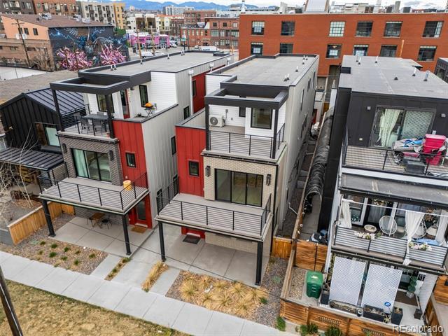 property at 2453 Lawrence St