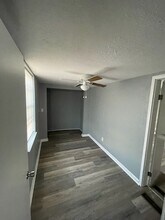 5330 W 11th Pl in Tulsa, OK - Building Photo - Building Photo