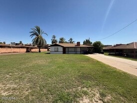 5109 E Oak St in Phoenix, AZ - Building Photo