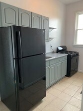 3627 Montgomery Rd in Cincinnati, OH - Foto de edificio - Building Photo