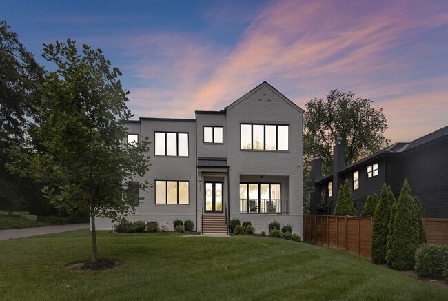 3209 Granny White Pike in Nashville, TN - Building Photo - Building Photo