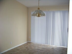1363 Harbour Dr in Mesquite, NV - Building Photo - Building Photo