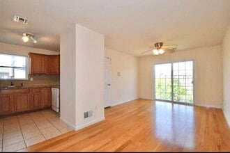 45 Evergreen St in Bayonne, NJ - Building Photo - Building Photo