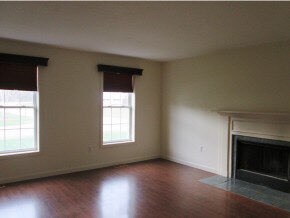 2 Pine Bluff in Derry, NH - Building Photo - Building Photo
