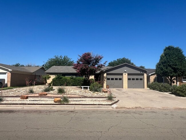 property at 7814 Vernon Ave