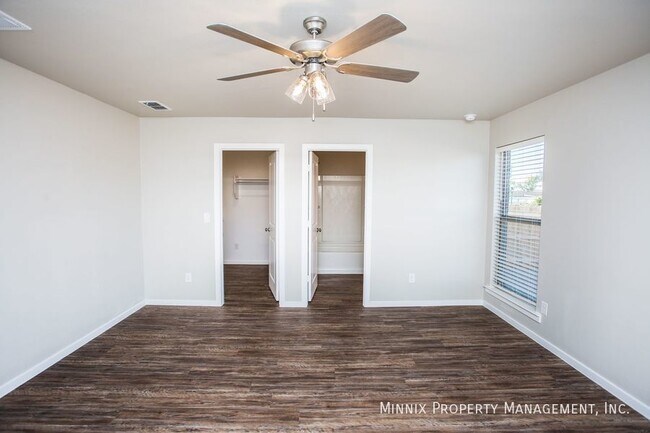 2113 N Avenue L in Lubbock, TX - Building Photo - Building Photo