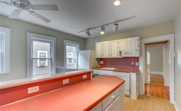 14 West St in Milton, MA - Building Photo - Building Photo