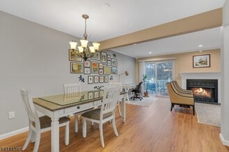 34 Stockton Ct in Morris Plains, NJ - Building Photo - Building Photo