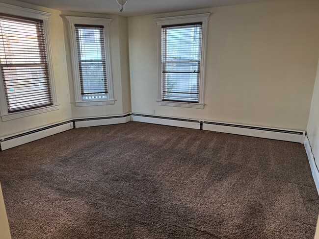 69 Park St in Ridgefield Park, NJ - Building Photo - Building Photo