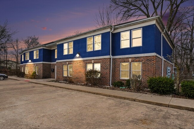 118 Rhodes St, Unit Gold Apartments, Unit Gold Apartments