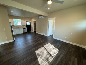 310 3rd St W, Unit 102 in Billings, MT - Foto de edificio - Building Photo