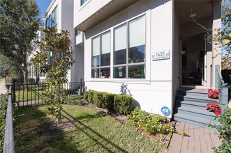1421 W 24th St in Houston, TX - Building Photo - Building Photo