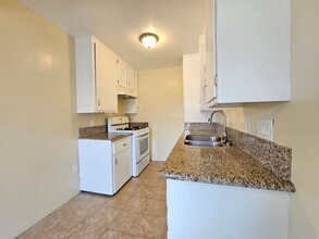 1600 Magnolia Ave in Long Beach, CA - Building Photo - Building Photo