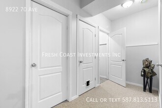 8922-8970 70 Ave in Grande Prairie, AB - Building Photo - Building Photo
