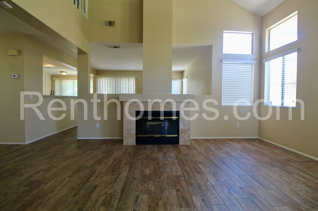 14588 Carmel Ridge Rd in San Diego, CA - Building Photo - Building Photo