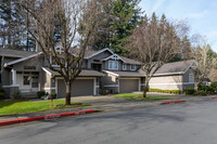 Barclay Square in Issaquah, WA - Building Photo - Building Photo