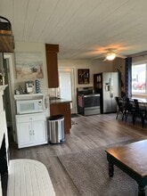 5178 Silver Shores Ln in Traverse City, MI - Building Photo - Building Photo