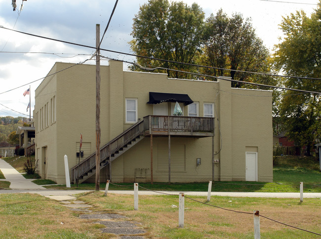 630 10th St in Huntington, WV - Building Photo - Building Photo