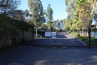 El Norte Gardens in Escondido, CA - Building Photo - Building Photo