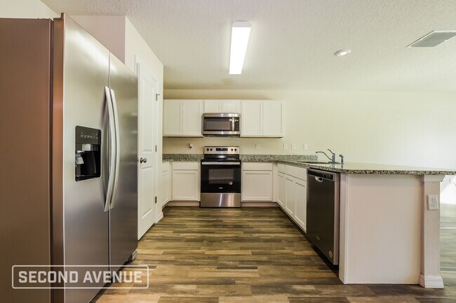 2908 W Santana Dr in Citrus Springs, FL - Building Photo - Building Photo