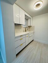 802 NW 22nd Ct in Miami, FL - Building Photo