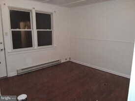 239 Seneca Ave in Havre De Grace, MD - Building Photo