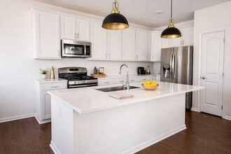 49773 Lantern Wy in Canton, MI - Building Photo - Building Photo