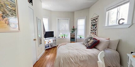 125 Brook St in Brookline, MA - Building Photo - Building Photo