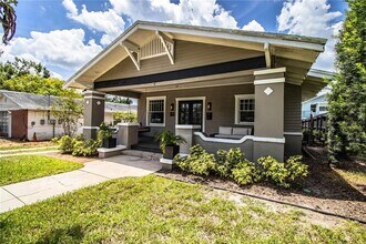 721 Frank Lloyd Wright Way in Lakeland, FL - Building Photo - Building Photo