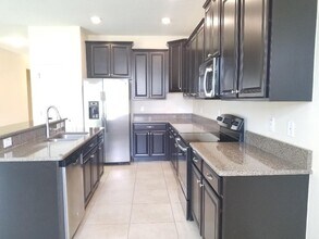 15186 Evergreen Oak Loop in Winter Garden, FL - Building Photo - Building Photo