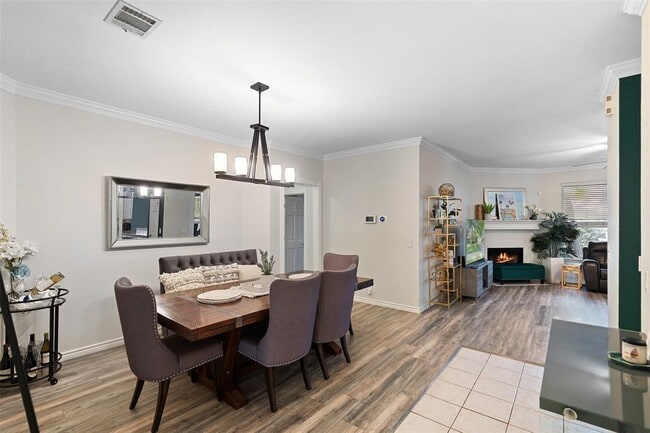 4129 Travis Country Cir in Austin, TX - Building Photo - Building Photo