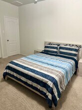 1 Bollardpoint Ln in Houston, TX - Building Photo - Building Photo
