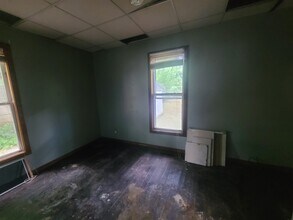 615 N Almond St in Carbondale, IL - Building Photo - Building Photo