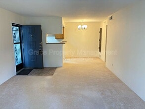 8335 E Fairmount Dr in Denver, CO - Building Photo - Building Photo