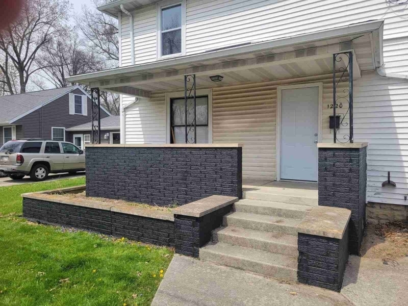 1220 Hazel Ave in Lima, OH - Foto de edificio