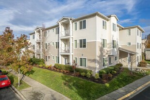 Aviara Condominiums in Bothell, WA - Building Photo