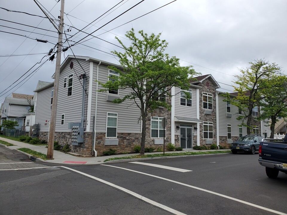 Wheeler Apartments in Carteret, NJ - Building Photo