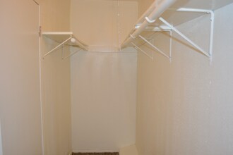 804 Pearl St in Baytown, TX - Building Photo - Building Photo