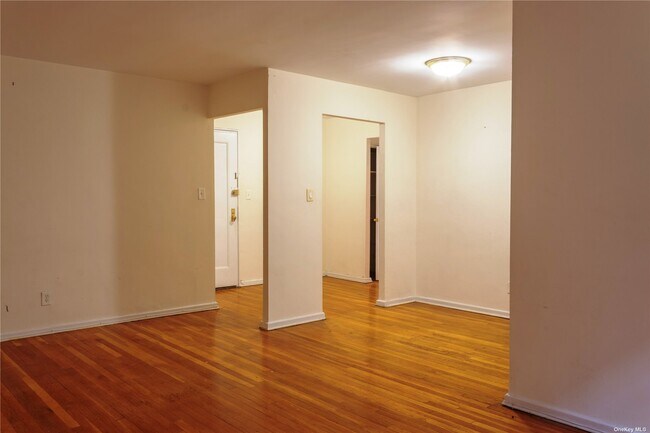 109-23 71st Rd photo'