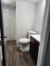 4883 Melbourne Rd in Baltimore, MD - Foto de edificio - Building Photo