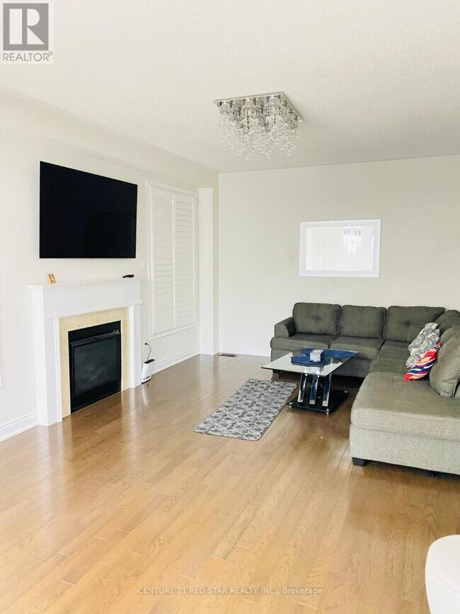 50 Bansbury Cir in Brampton, ON - Building Photo - Building Photo